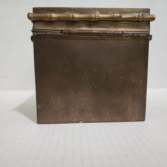 Unmarked Metal Trinket Box with attached Lid 5"x 5" x 5" - Picture 4 of 13